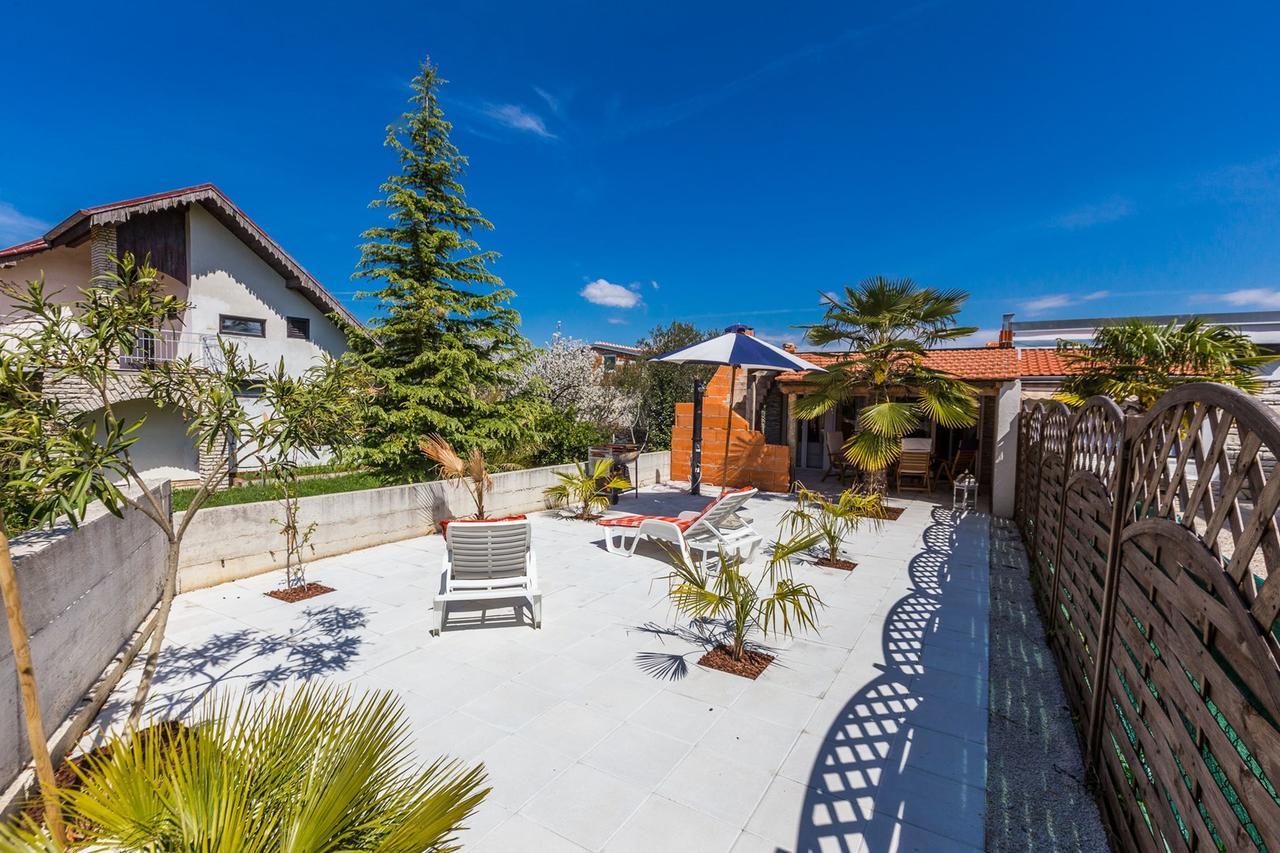 Holliday Home Maxdom Sukošan Exteriör bild
