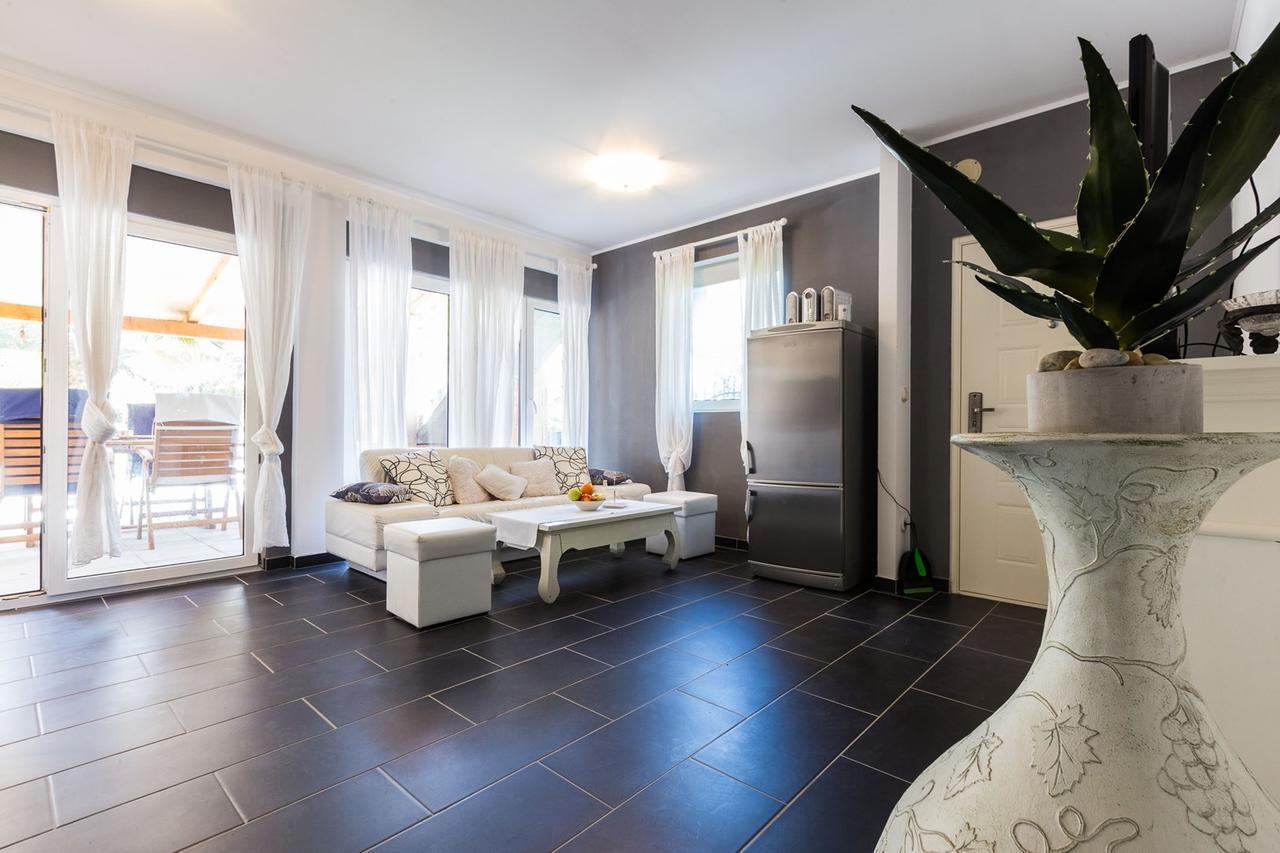Holliday Home Maxdom Sukošan Exteriör bild